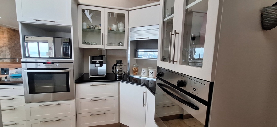 4 Bedroom Property for Sale in Witsand Western Cape